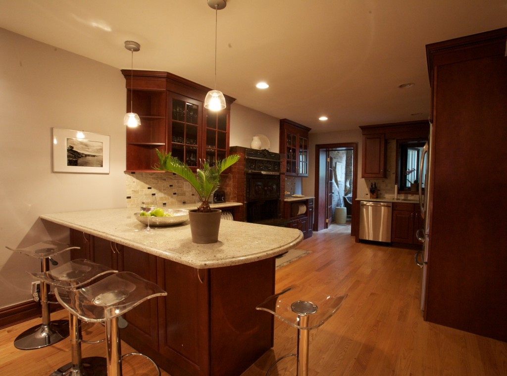 Fully renovated kitchen with 19th c. stove as centre piece