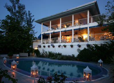 hotelmockingbirdhill2 Hotel Mocking Bird Hill by night