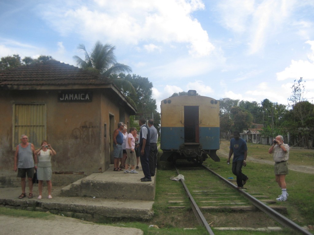 Train arrives with tourists