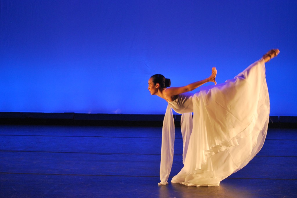 the Company Dance Theatre's "Sparrow" Sparrow